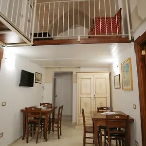 Lo Scrigno Barocco Bed & Breakfast